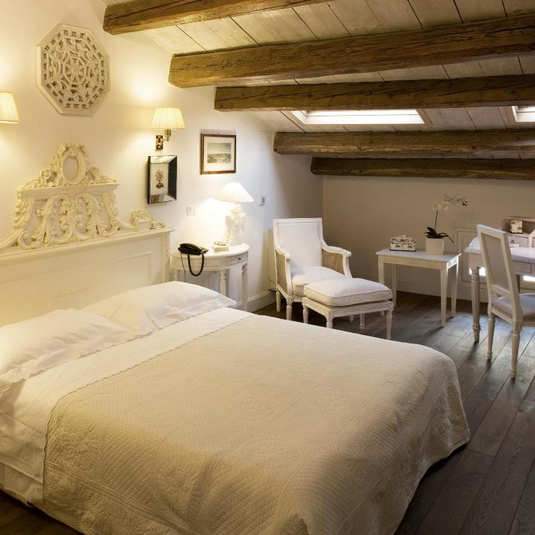 M Club De Luxe B&B Ravenna Kamer foto